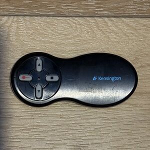 Kensington Black Wireless Presenter